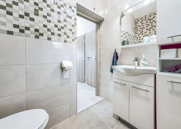 Vlado By Interhome *