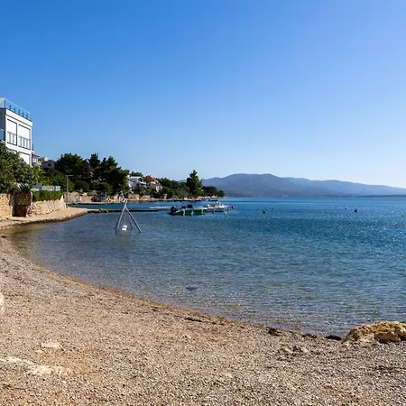 Vlado By Interhome *