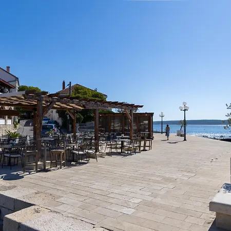 Appartement Vlado By Interhome Maslenica