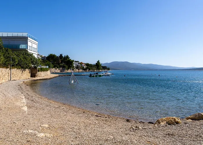 Vlado By Interhome *